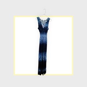Chic Navy Tie-Dye Maxi Dress